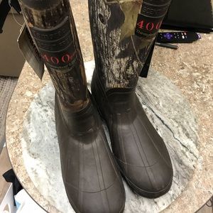Tamarack Mossy Oak waterproof boots